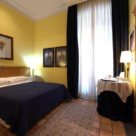 Hotell Cairoli