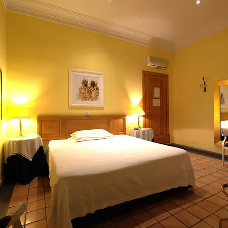 Cairoli Hotell Rom