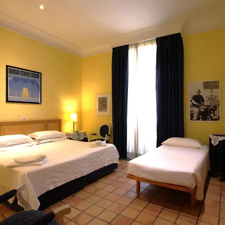 Cairoli Hotel 4*