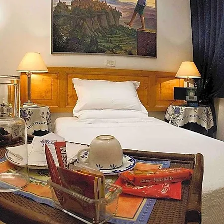Hotell Cairoli Rom